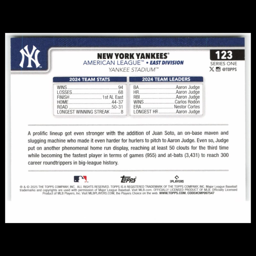 New York Yankees #123 2025 Topps New York Yankees Baseball Card MLB NM