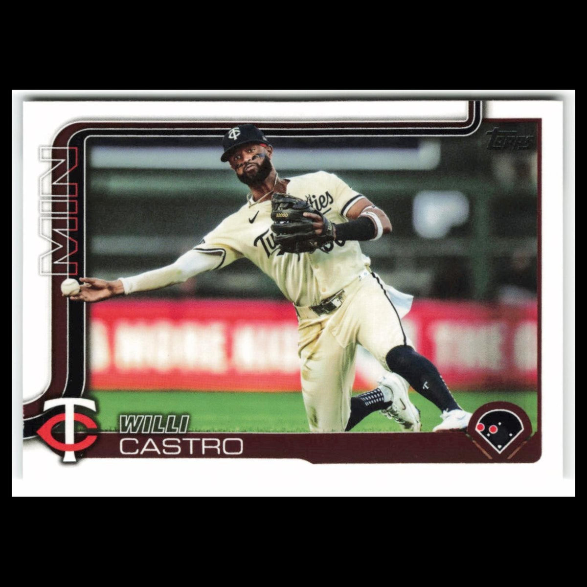 Willi Castro #155 2025 Topps Minnesota Twins Baseball Card MLB NM