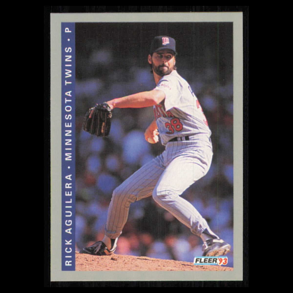 Rick Aguilera #261 1993 Fleer Minnesota Twins Baseball Card MLB NM
