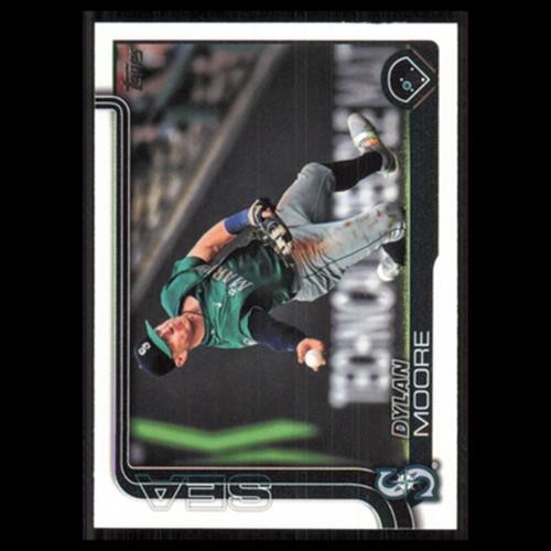 Dylan Moore #105 2025 Topps Seattle Mariners Baseball Card MLB NM