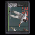 Tony Gwynn #219 1994 Upper Deck Electric Diamond San Diego Padres Baseball Card