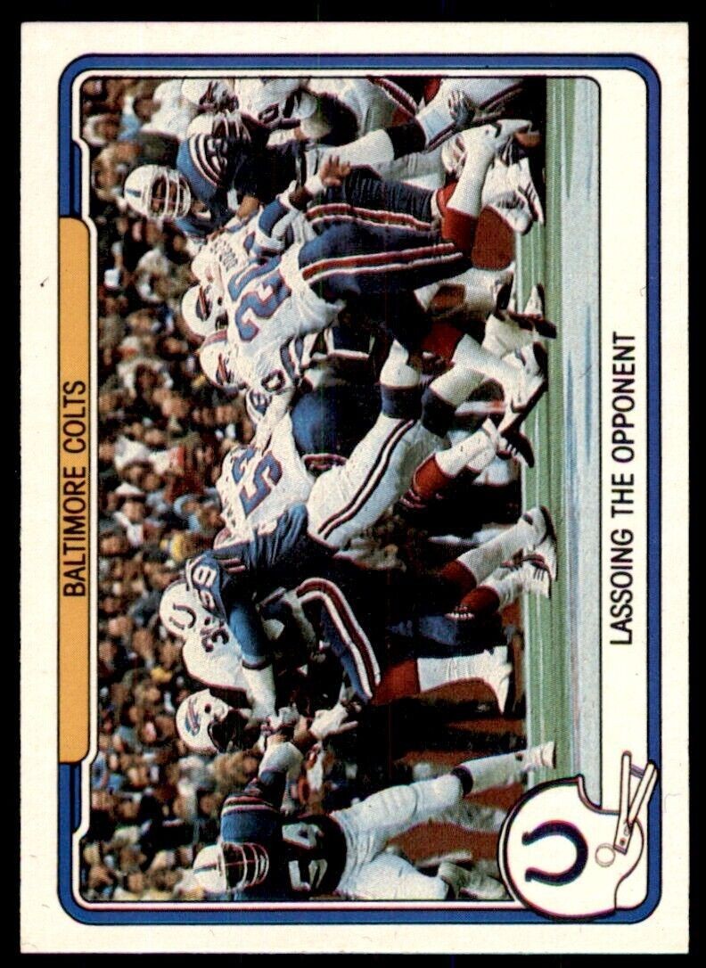 1982 Fleer NFL LASSOING THE OPPONENT . #4