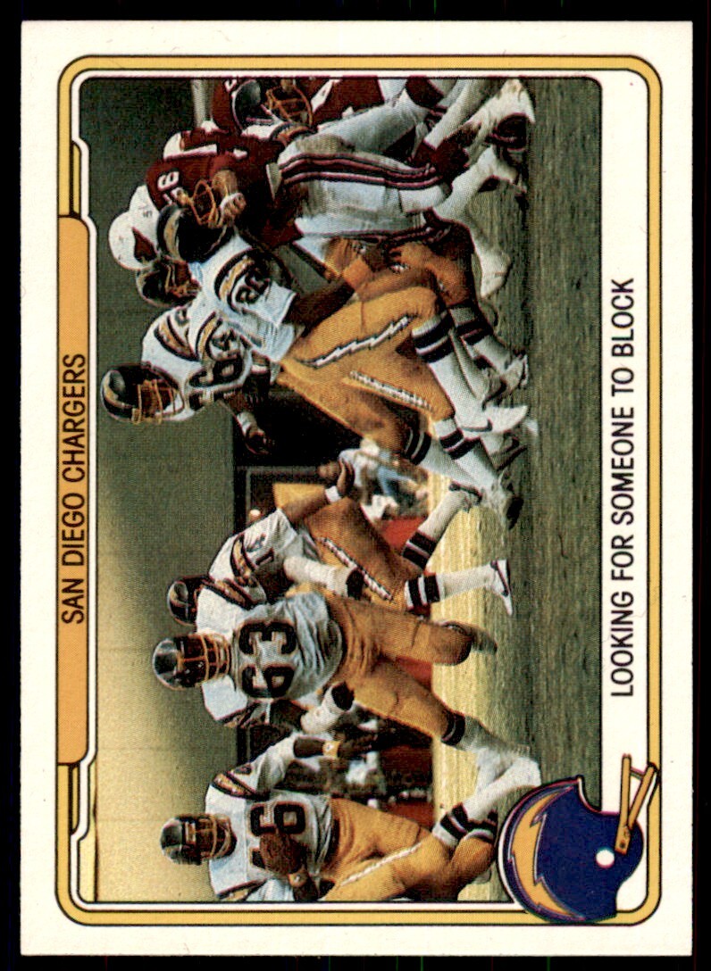1982 Fleer Football Team Action Looking For Someone To Block . #47