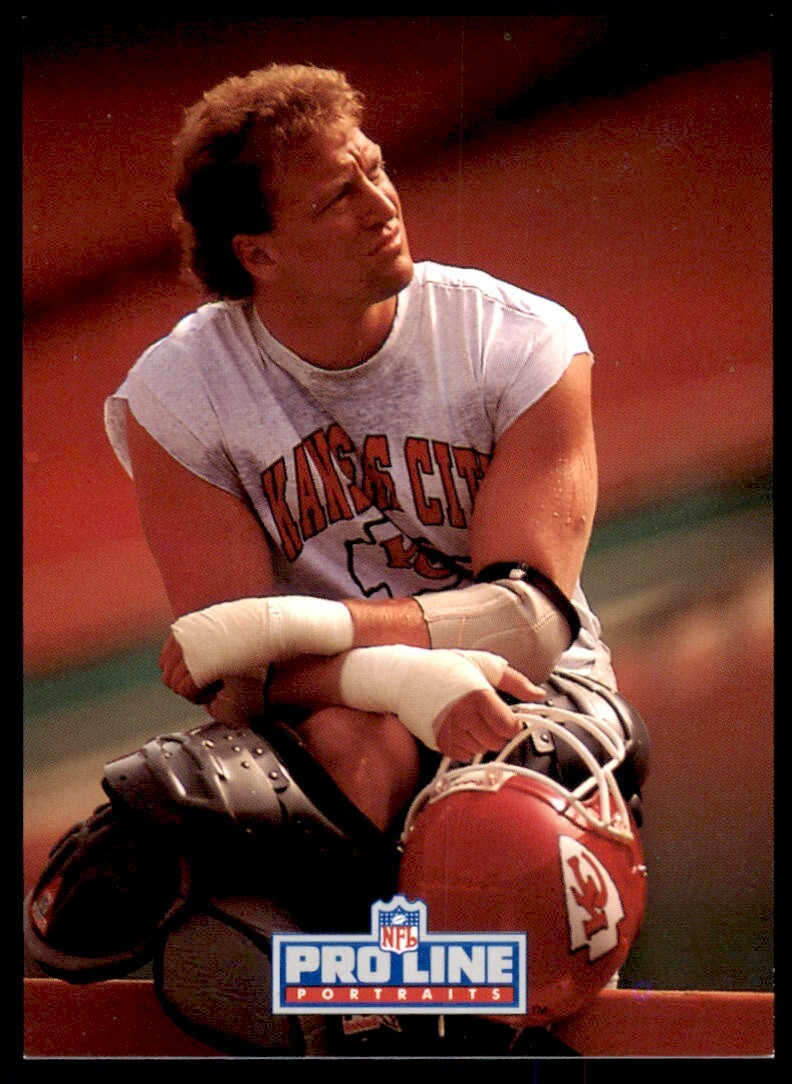 1992 PRO LINE DINO HACKETT KANSAS CITY CHIEFS #312