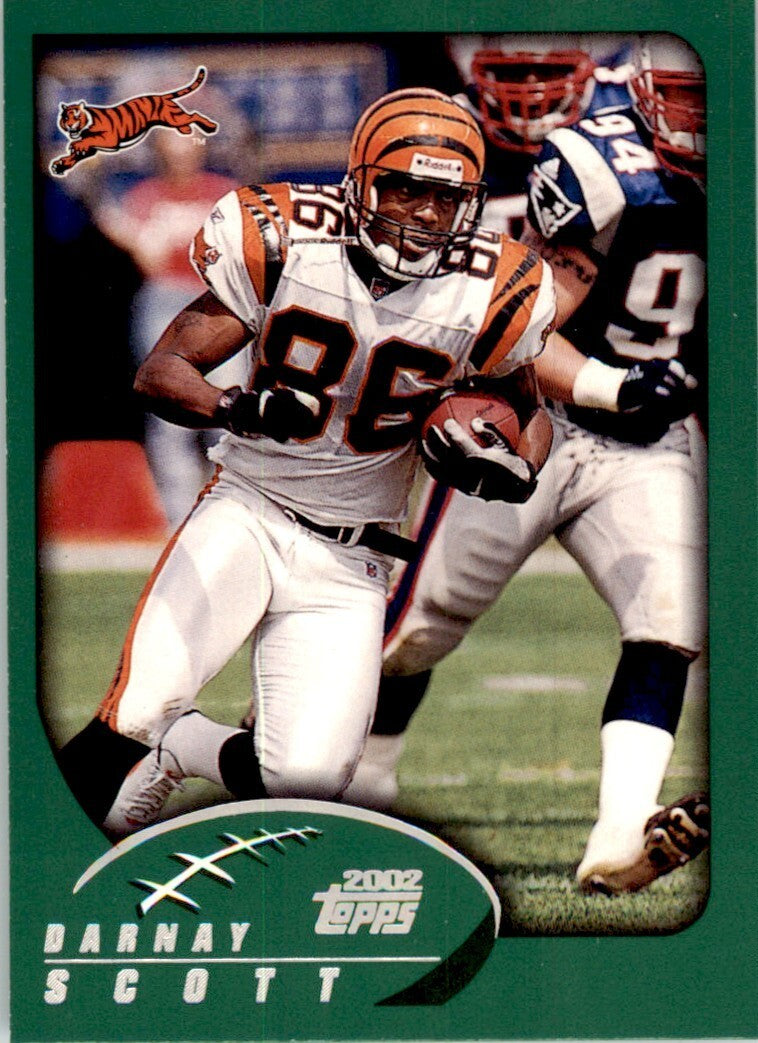 2002 Topps Darnay Scott Football Cards #49