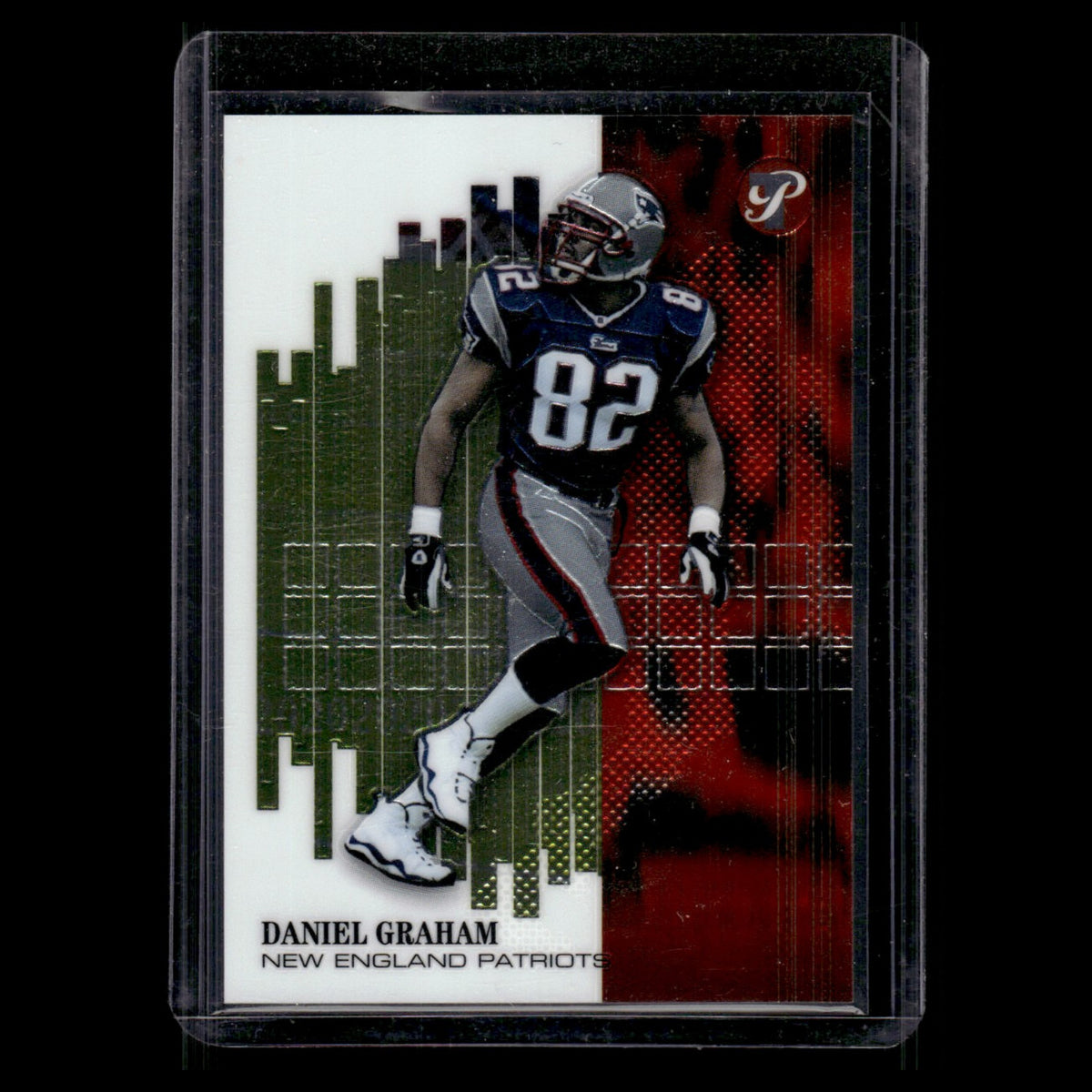 Daniel Graham /999 #145 2002 Topps Pristine New England Patriots Football Card