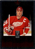 1996-97 Donruss Elite Steve Yzerman . Detroit Red Wings #99