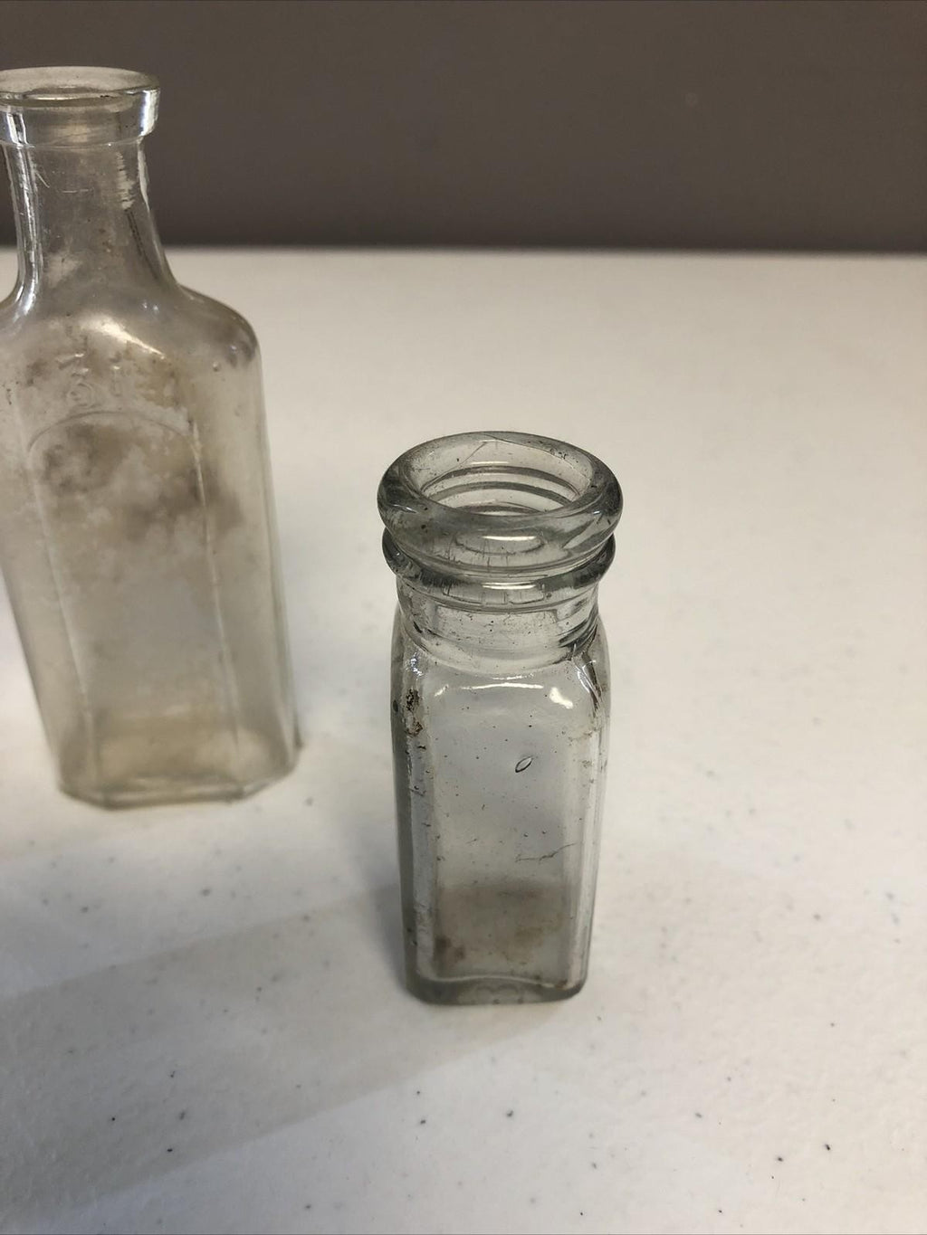 BROWN VINTAGE/ANTIQUE APOTHECRACY GLASS BOTTLES lot of 7