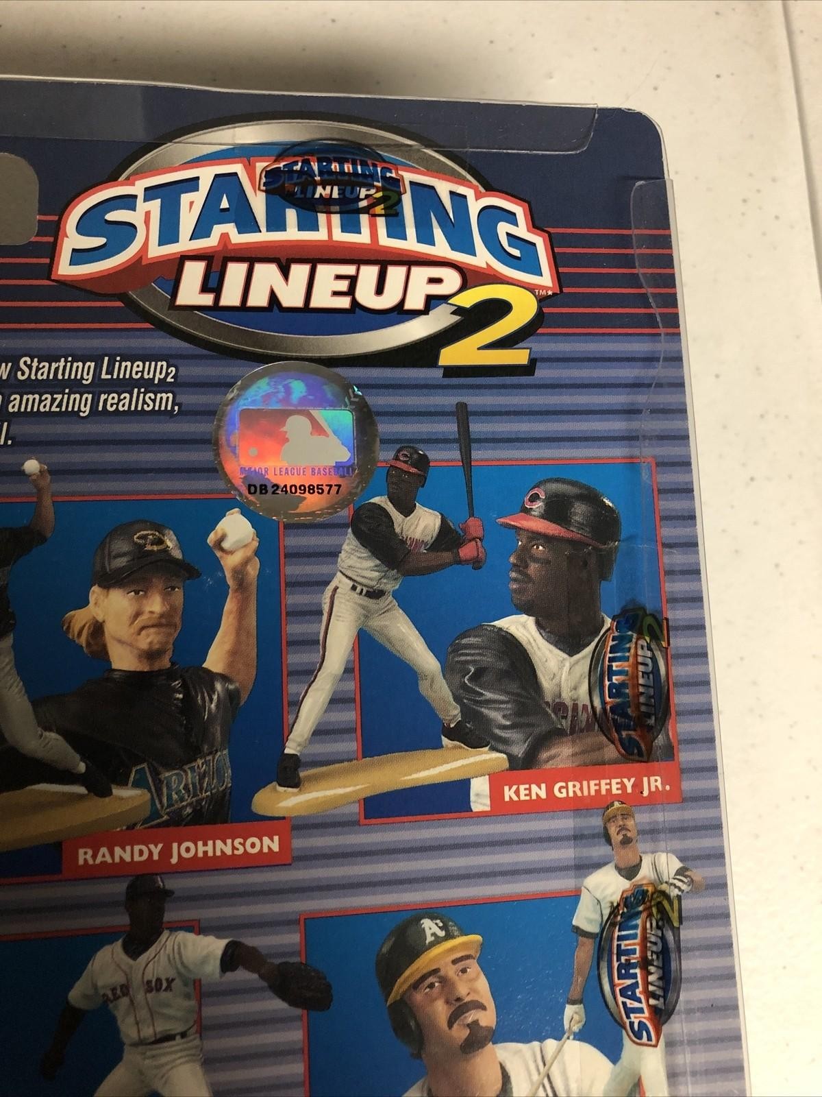 2001 HASBRO STARTING LINE UP 2 MARK MCGWIRE FIGURINE