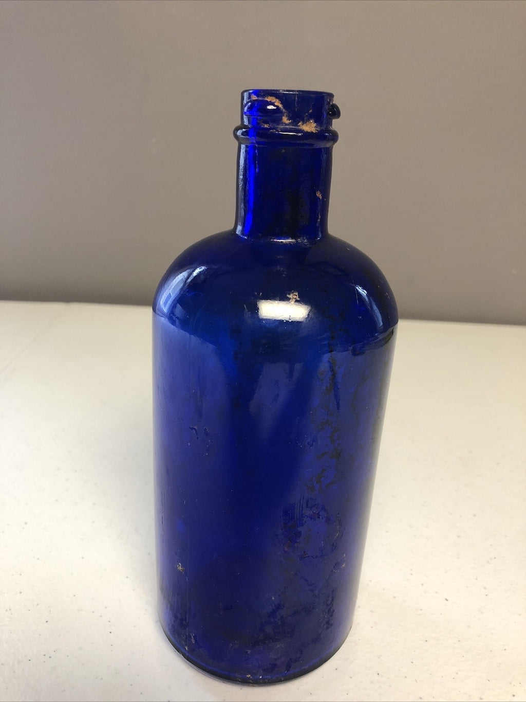 COBALT BLUE 7.5” MEDICINE BOTTLE NO CRACKS OR CHIPS