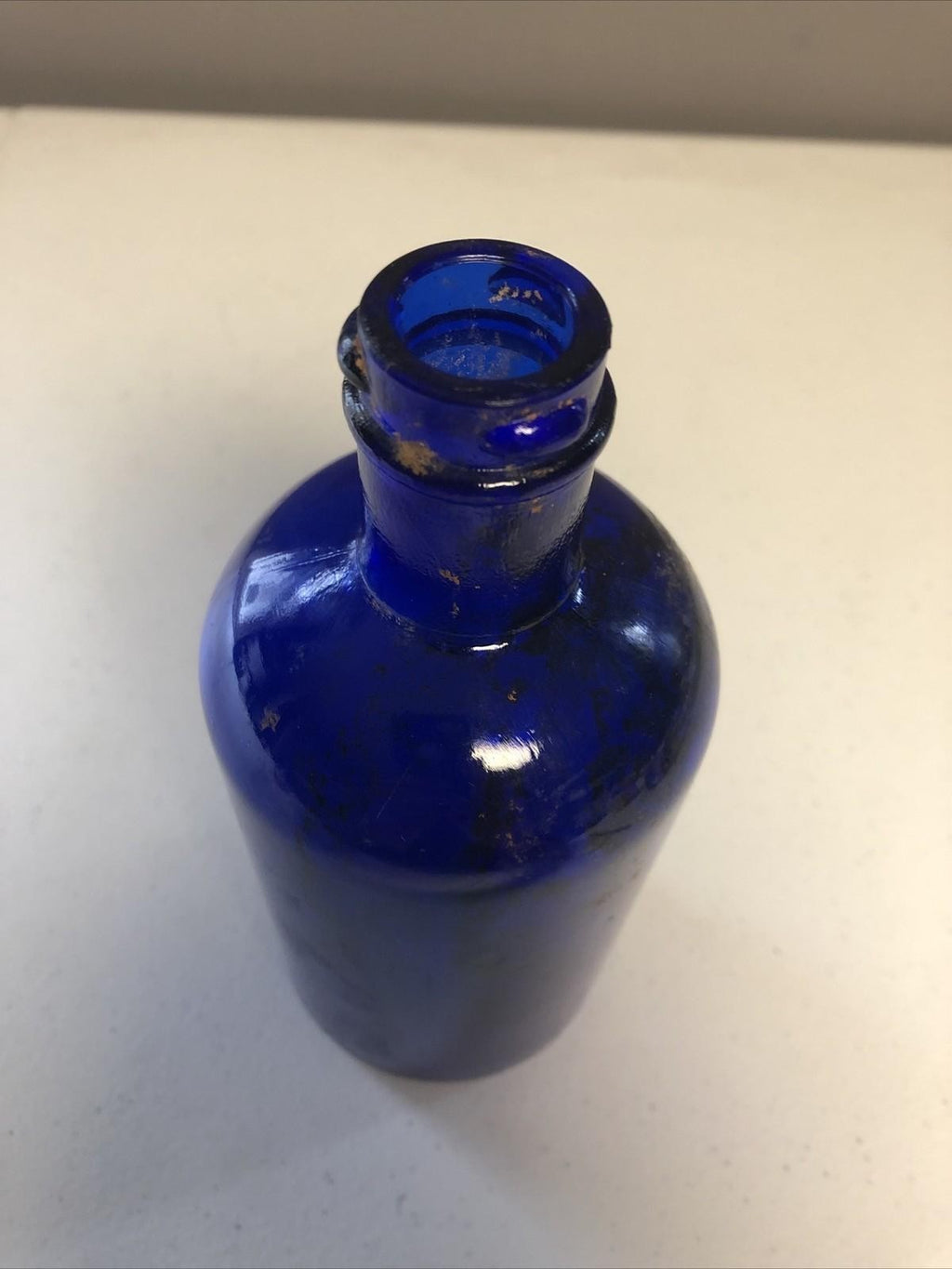COBALT BLUE 7.5” MEDICINE BOTTLE NO CRACKS OR CHIPS