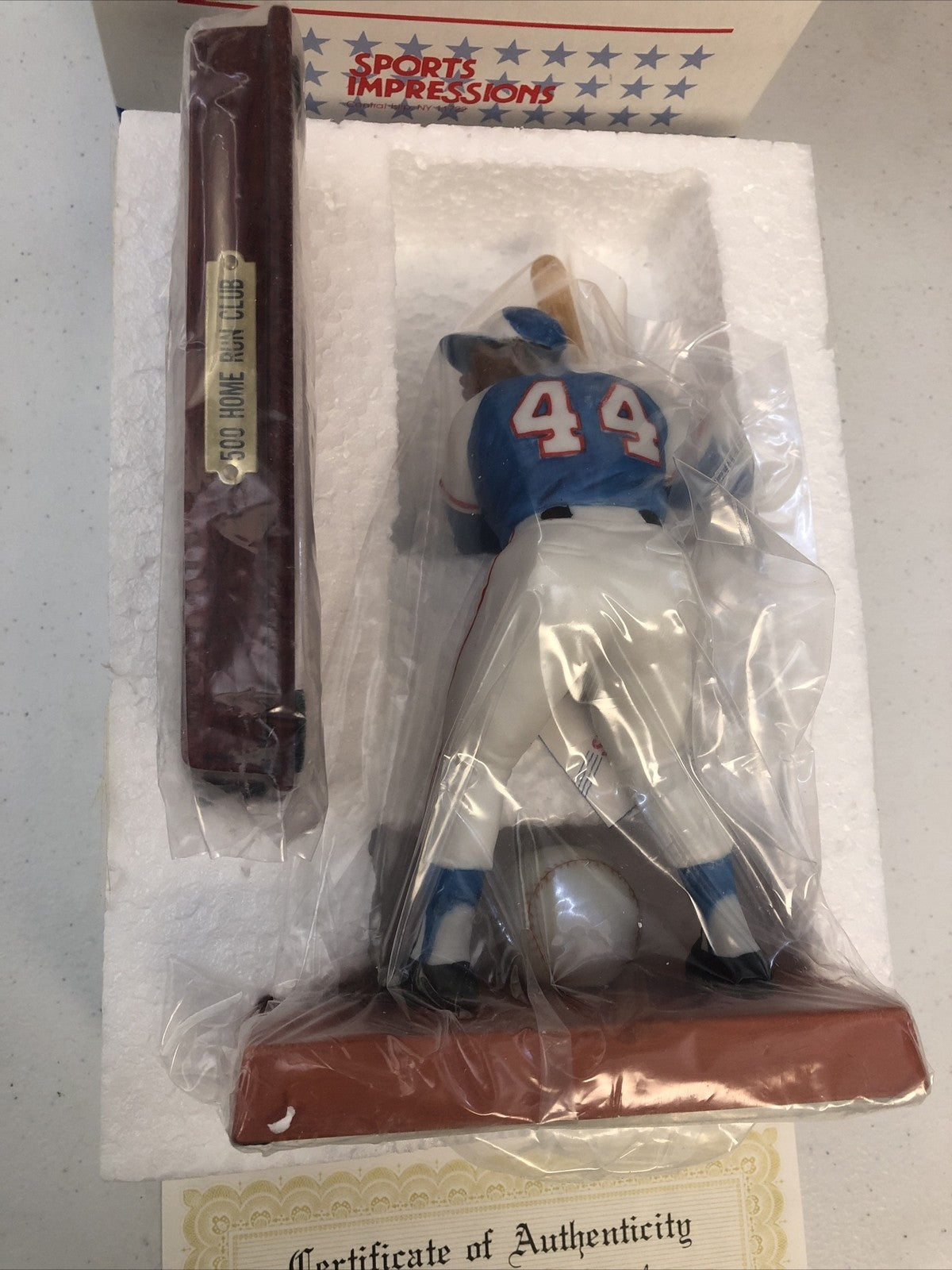 1989 SPORTS IMPRESSIONS HANK AARON 500 HOME RUN CLUB FIGURINE W/COA