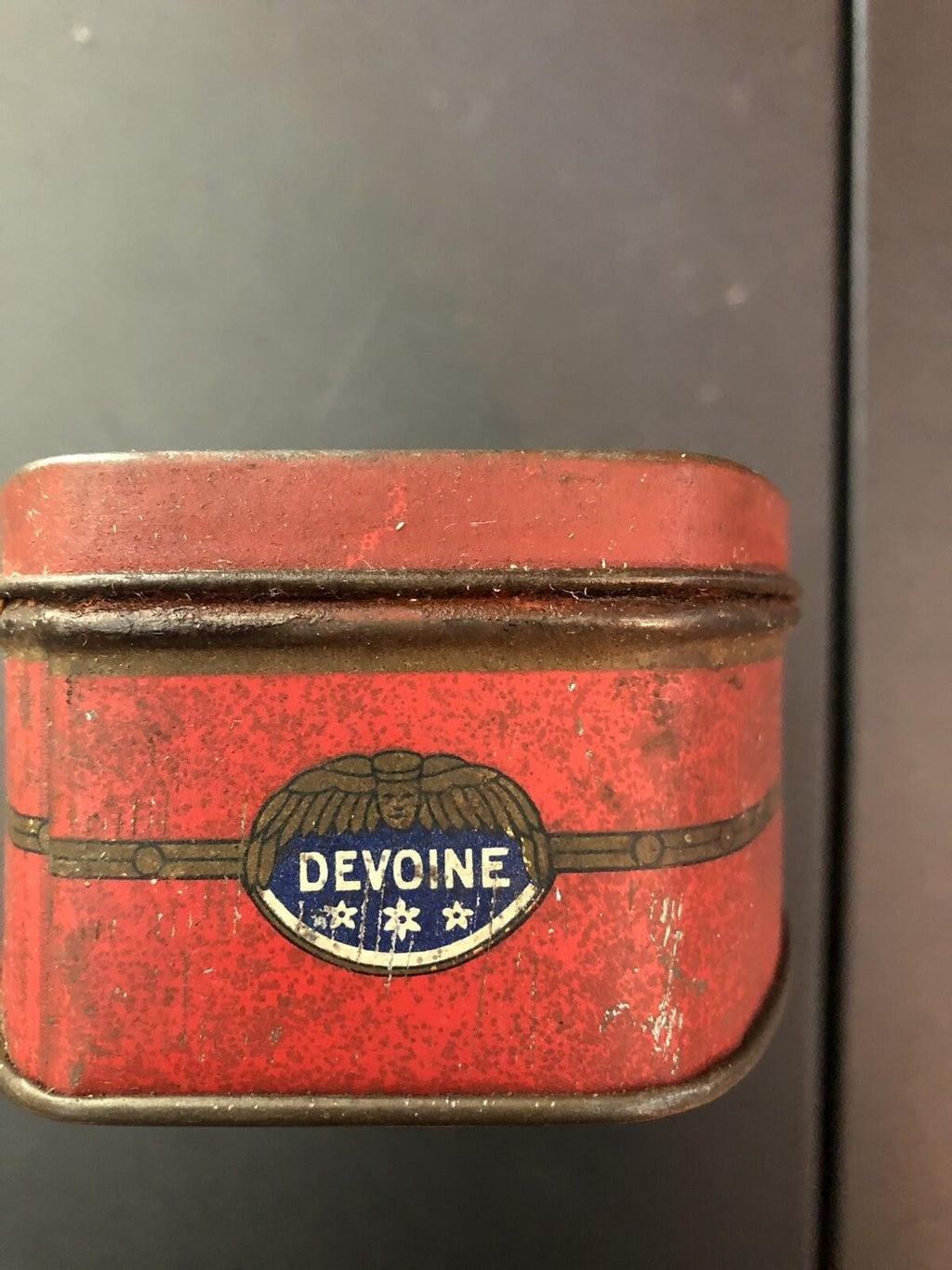 INTAGE ANTIQUE DEVOINE ,MAVIS CHOCOLATS “FRENCH FORMULA” ORIGINAL TIN