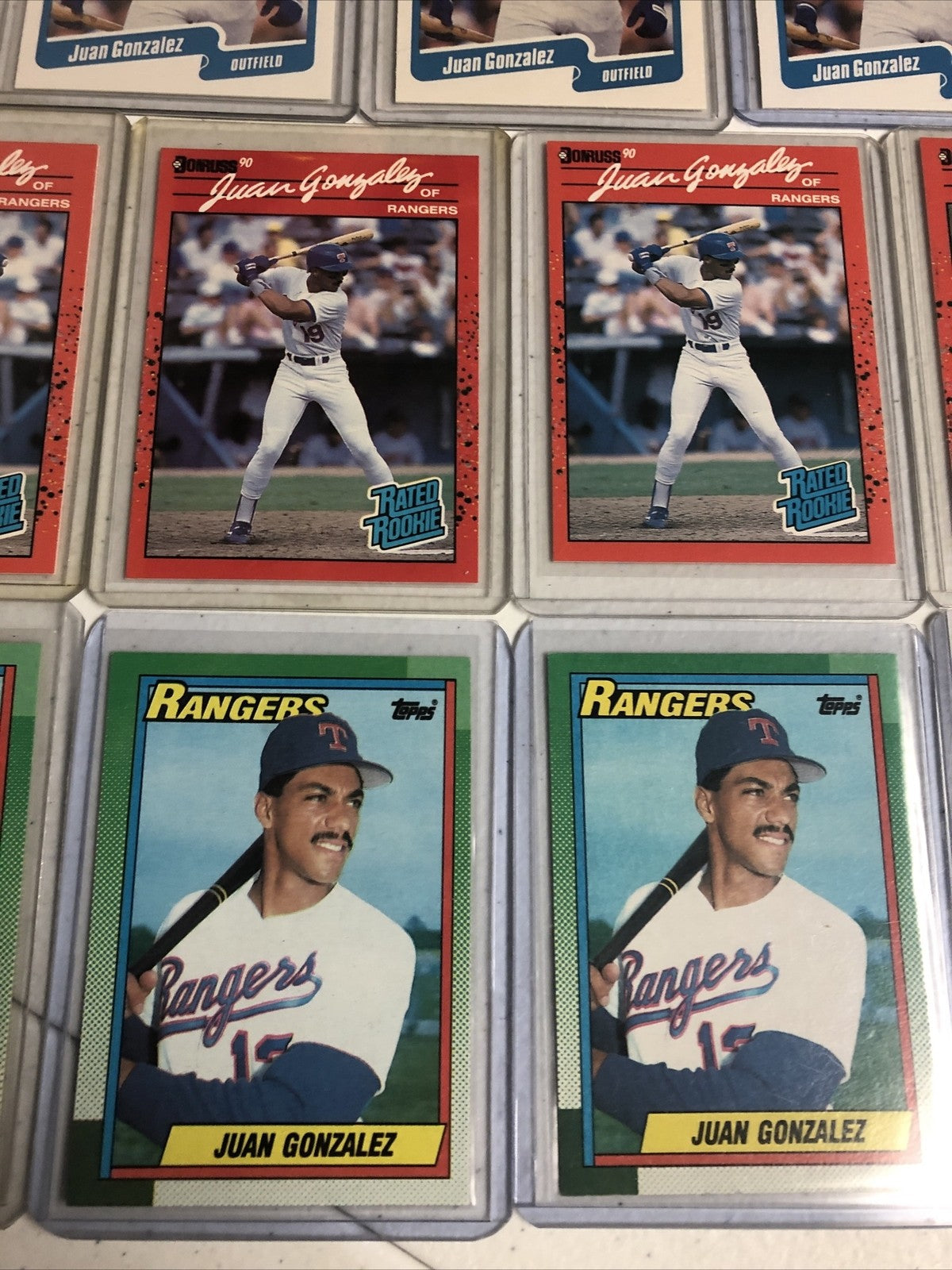 Juan Gonzalez Rookie Card lot Texas Rangers 21 ct