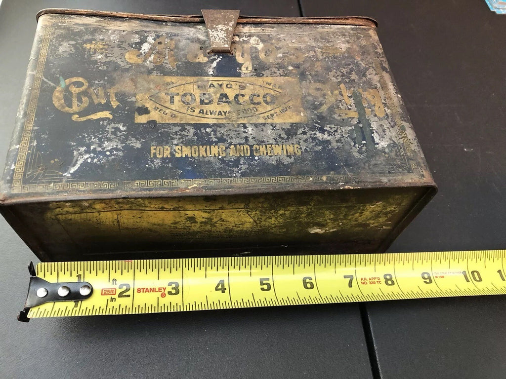 VIINTAGE ANTIQUE MAYOS CUT PLUG  “LUNCH BOX STYLE” TIN