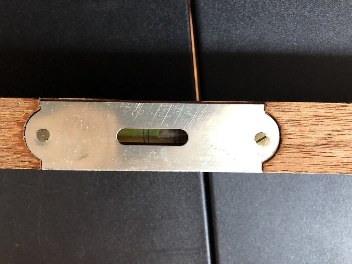 ANTIQUE FIX N SAVE 18” WOODEN LEVEL TOOL -BUBBLE GD