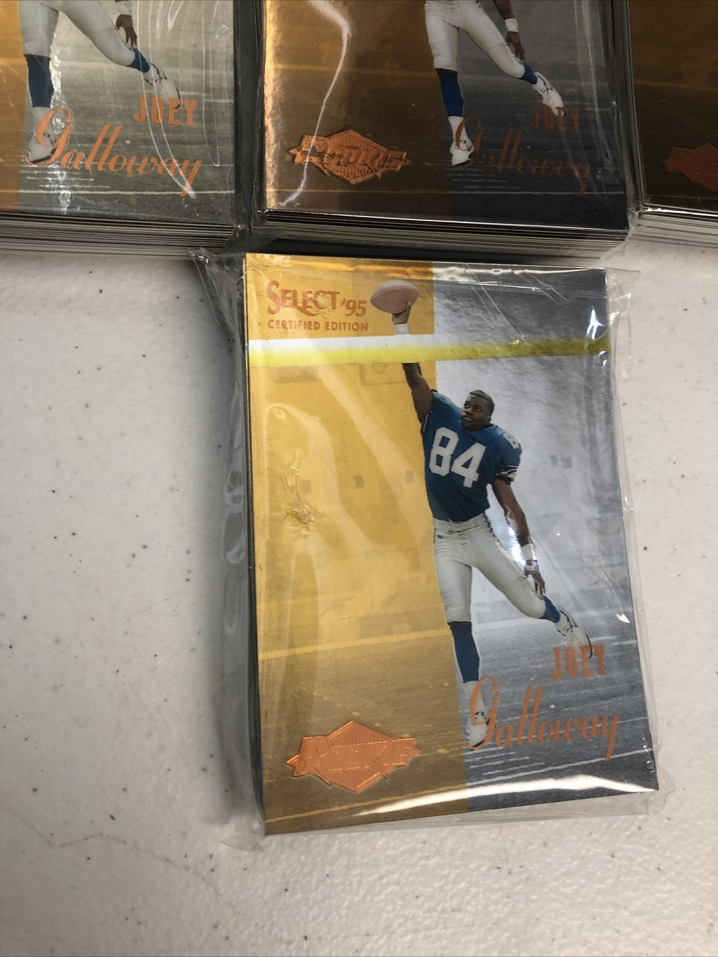 1995 Select Certified Gold Seahawks Football Cards #135 Joey Galloway 136 ct