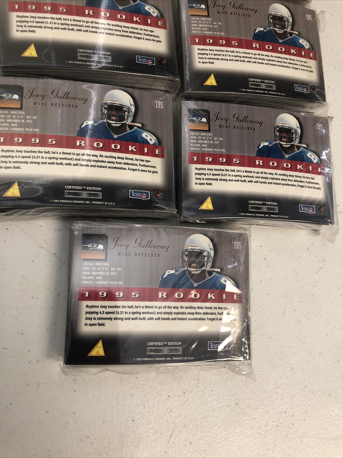 1995 Select Certified Gold Seahawks Football Cards #135 Joey Galloway 136 ct