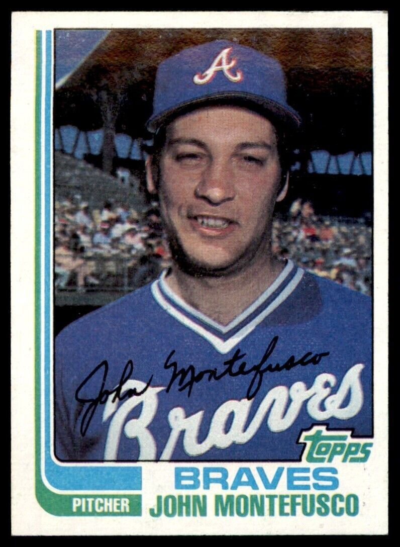 1982 TOPPS JOHN MONTEFUSCO ATLANTA BRAVES #697