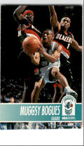 1994-95 Hoops Muggsy Bogues Charlotte Hornets #16