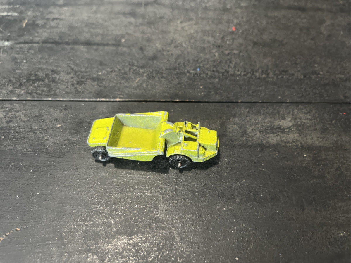 Vintage Tootsie Toy Scraper Construction Vehicle. Pressed Metal Nice!