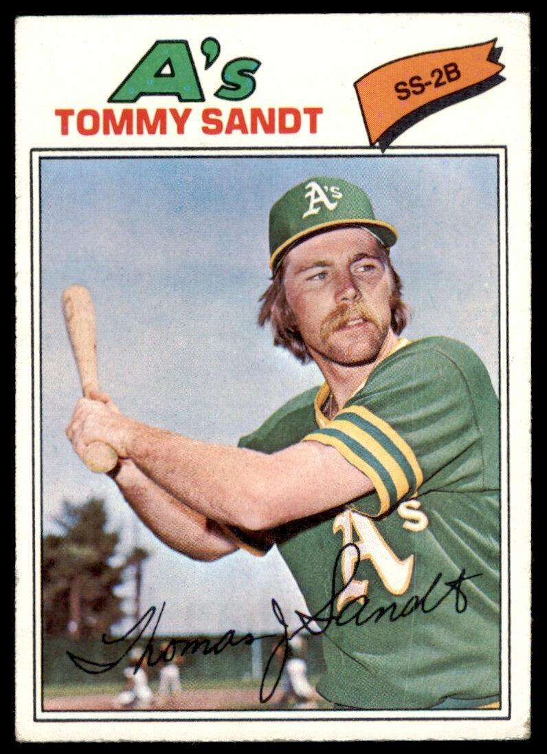1977 TOPPS TOMMY SANDT ROOKIE OAKLAND ATHLETICS #616